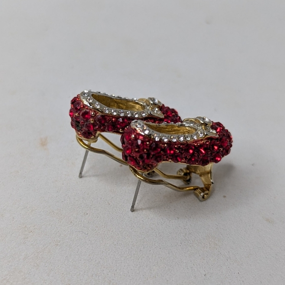 2 Vintage Wizard of Oz Red Ruby Slippers Rhinestone Jewelry Pieces - Picture 10 of 11